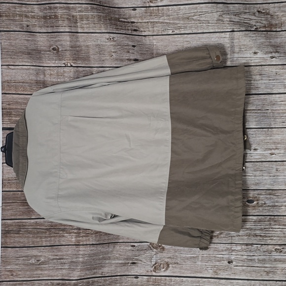 Women's jacket - Picture 3 of 7